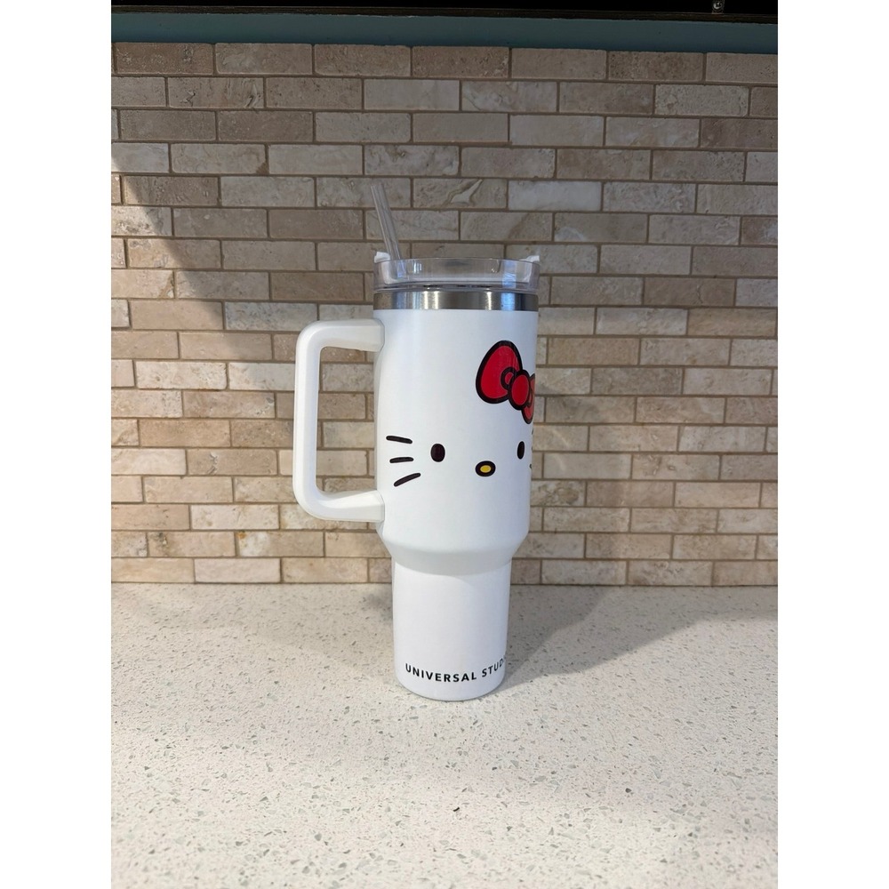 Universal Studios Hello Kitty 40oz Travel Tumbler Large Cup‎